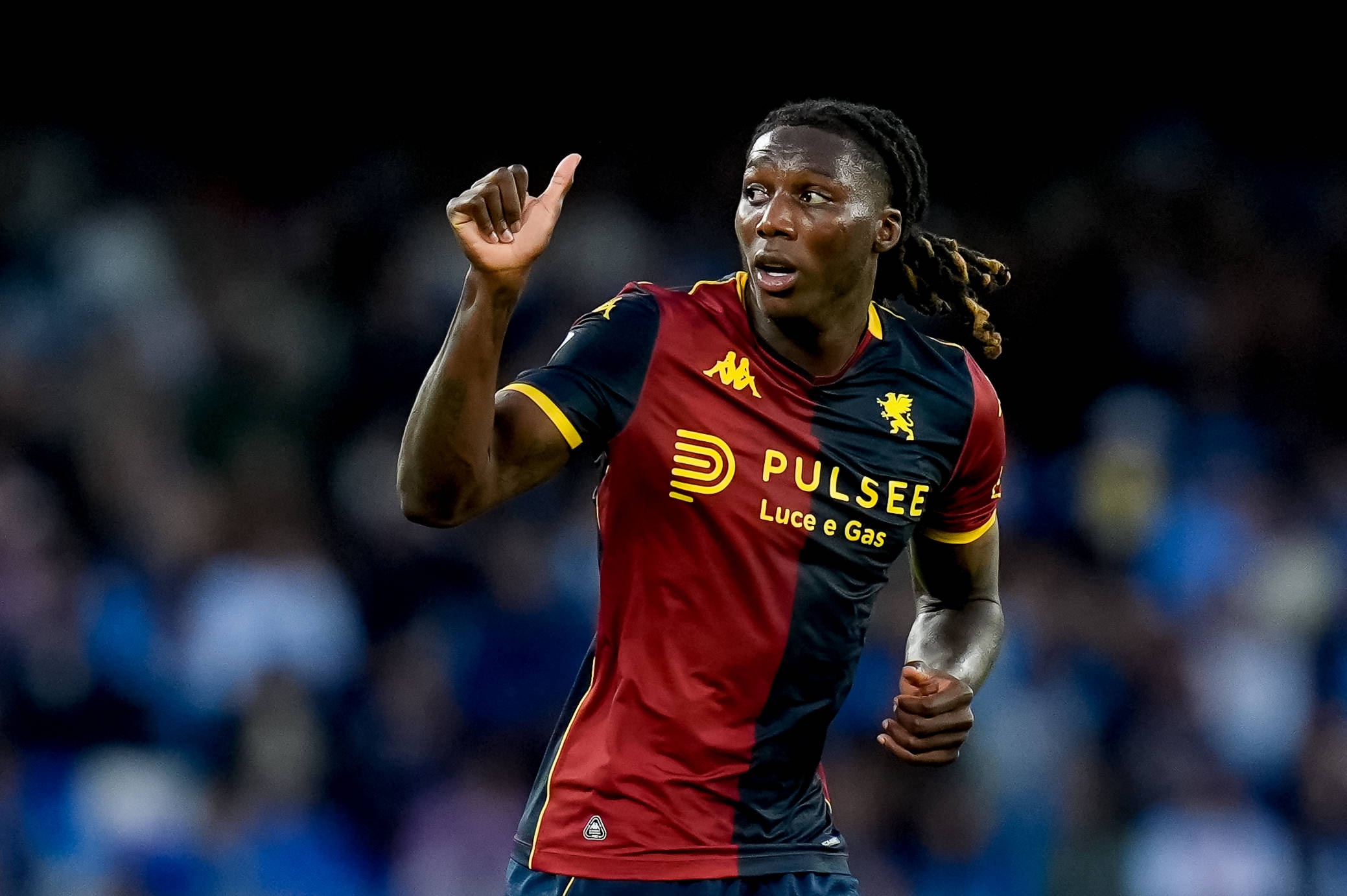 B体育公司-天空体育：埃弗顿冬窗寻求补强右后卫，有意意甲的霍尔姆和库菲