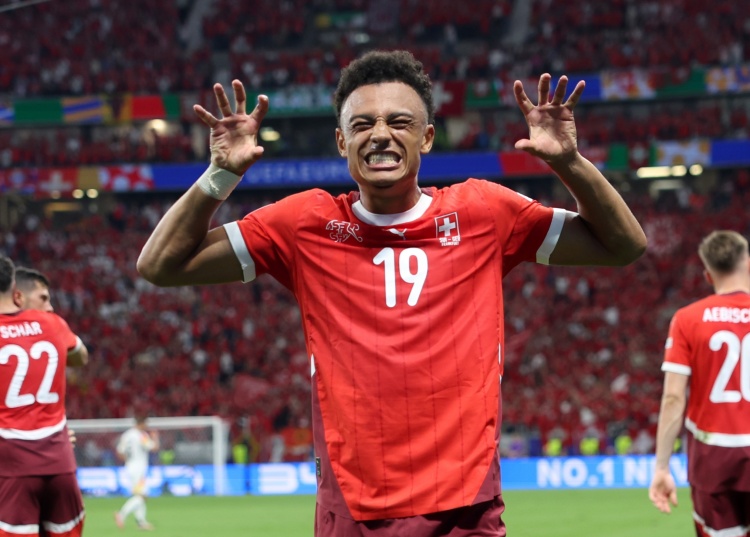 B体育公司-罗马诺：国米提出用弗拉泰西交换恩多耶，但遭到诺丁汉森林拒绝