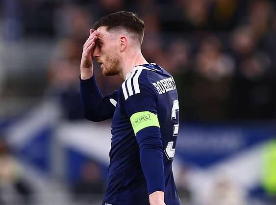 B体育直播运营团队-苏格兰队被部分球迷嘘，罗伯逊：不知道他们是不是纯想发嘘声